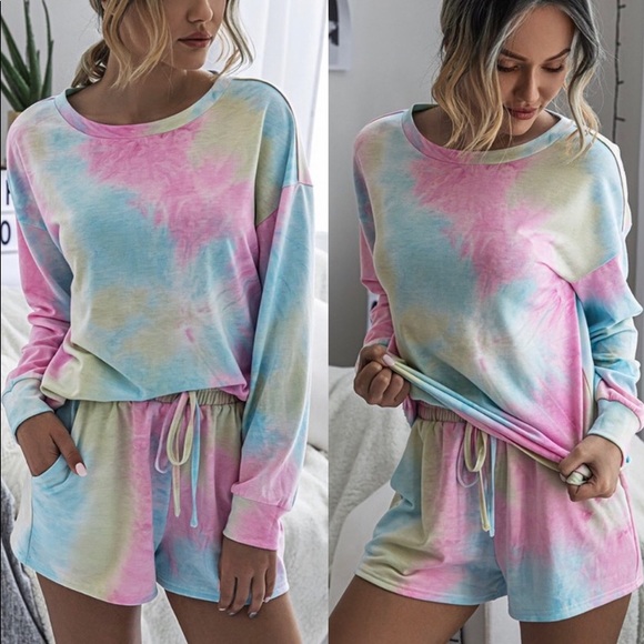 💙💖TIE DYE lounge set💙💖 - Picture 3 of 5